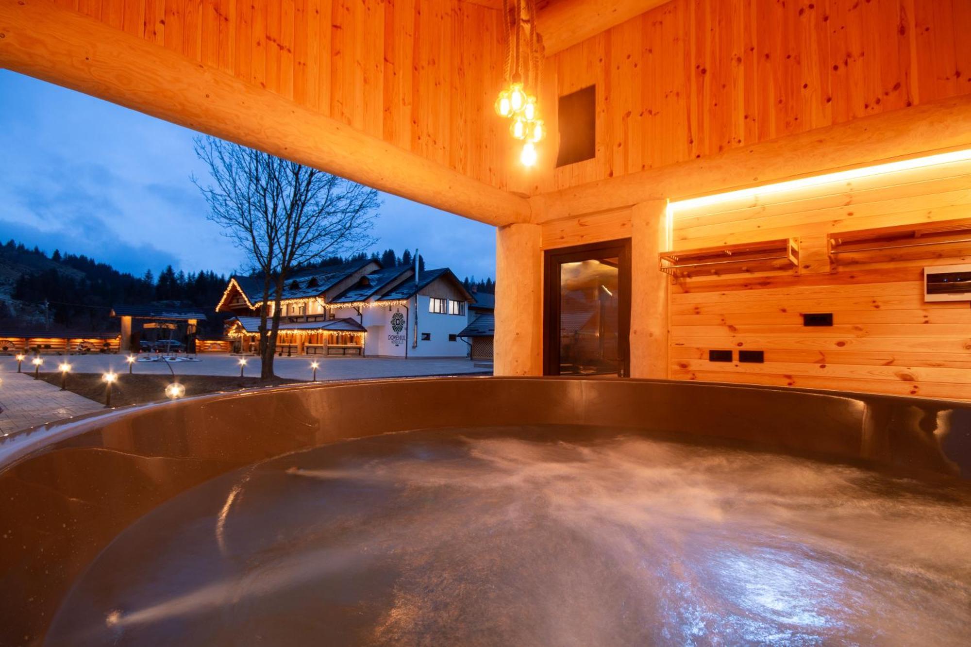 Domeniul Nordului Bucovlna Hotel วามา ภายนอก รูปภาพ