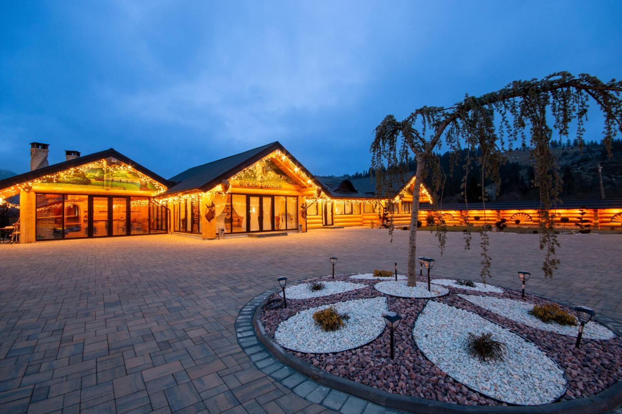 Domeniul Nordului Bucovlna Hotel วามา ภายนอก รูปภาพ